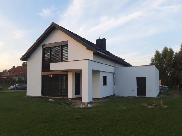 Ocieplenie budynku i elewacja - Koszyce Małe