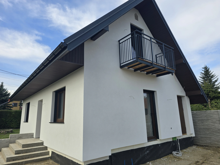 Ocieplenie budynku i elewacja - Brzozówka