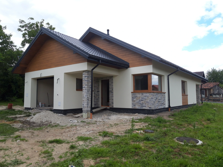 Ocieplenie budynku i elewacja - Tarnów